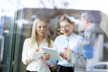 Pracovníci pobočky RENOMIA v Brně v kavárně kancelářské budovy